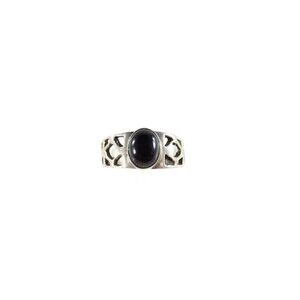 Vintage Oval Onyx Cabochon Solitaire Pierced Sterling Silver Ring Size 7.25